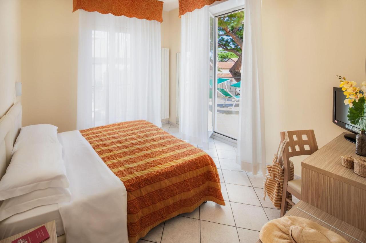 Hotel Villa Ida Family Wellness Laigueglia Eksteriør bilde